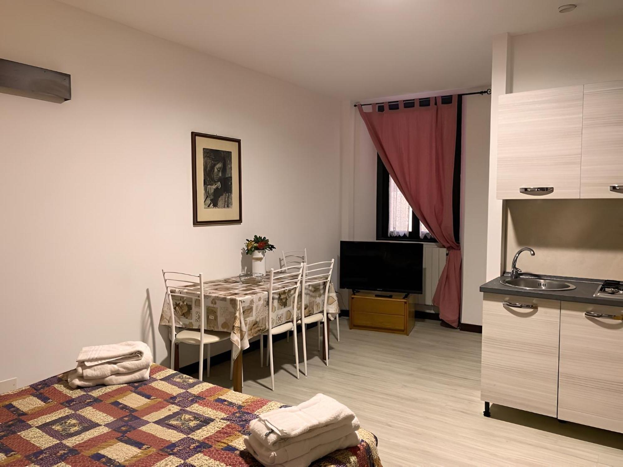 Antica Corte Milanese Novate Milanese Exterior photo